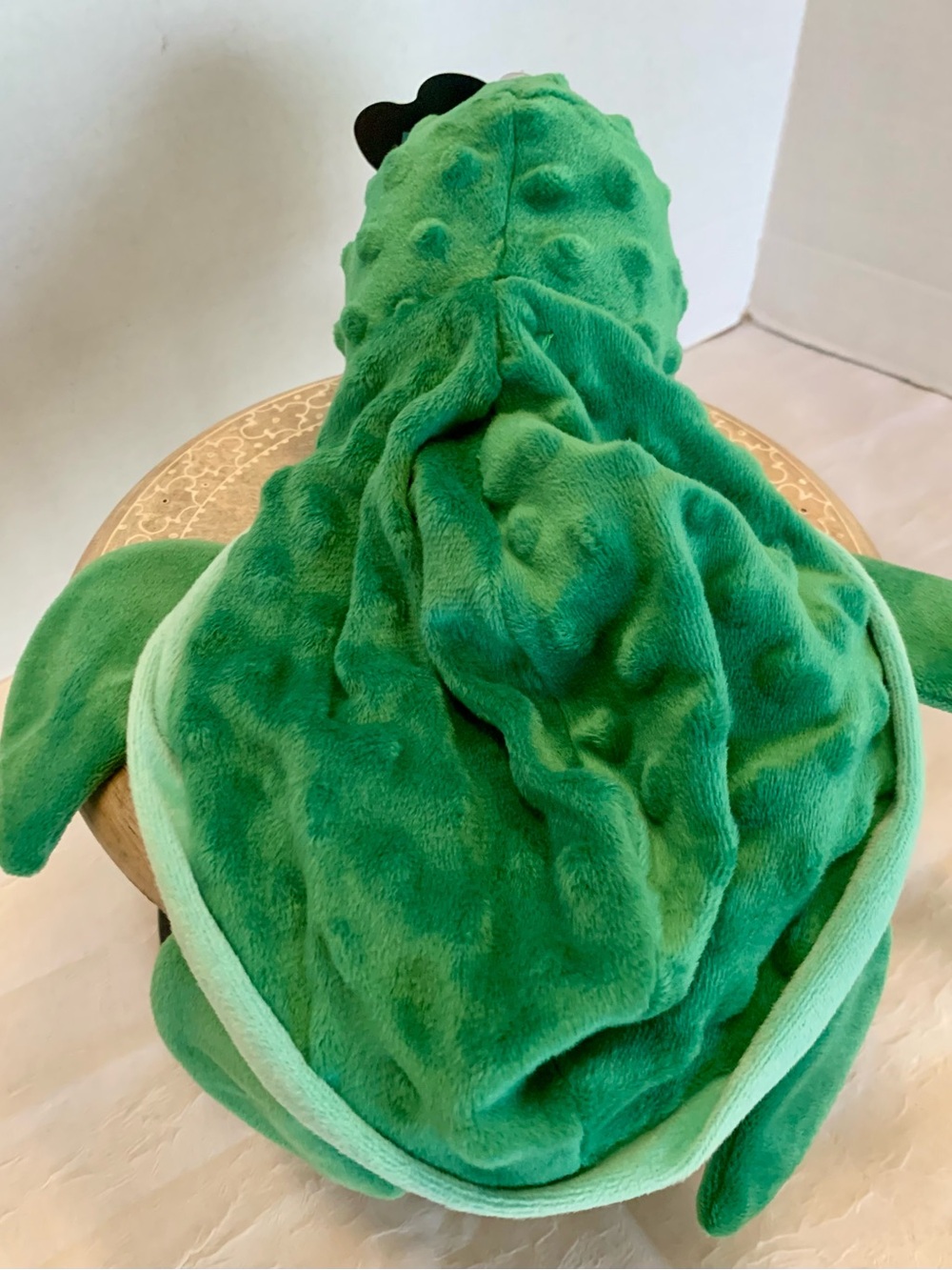 Dotty Friends Turtle Squeaky, crinkle Plush Dog Toy, Green, 12-in. New